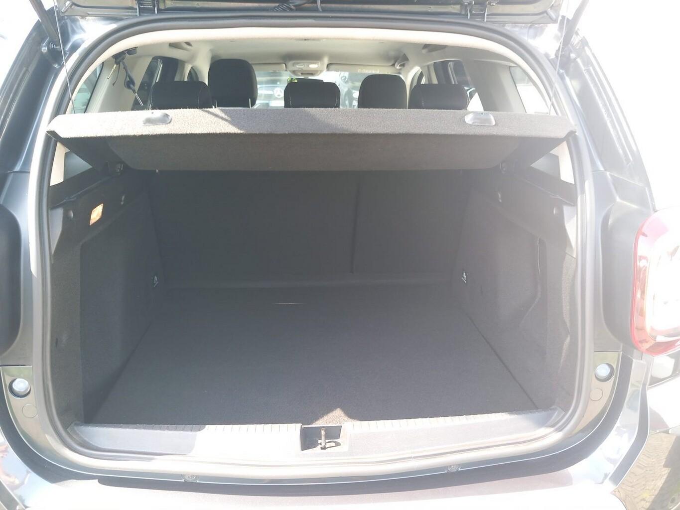 Dacia Duster dCi 115 Prestige SHZ Nav PDC 17Z