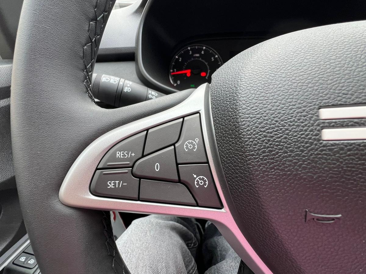 Dacia Jogger 1.0 TCe 110 Extreme 7-Sitzer - Sitzhzg - R.Kam