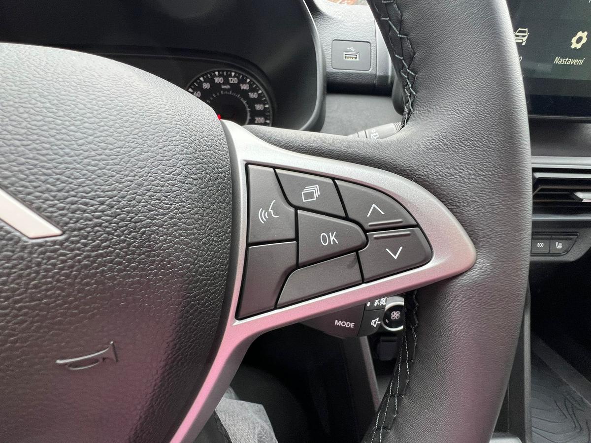 Dacia Jogger 1.0 TCe 110 Extreme 7-Sitzer - Sitzhzg - R.Kam