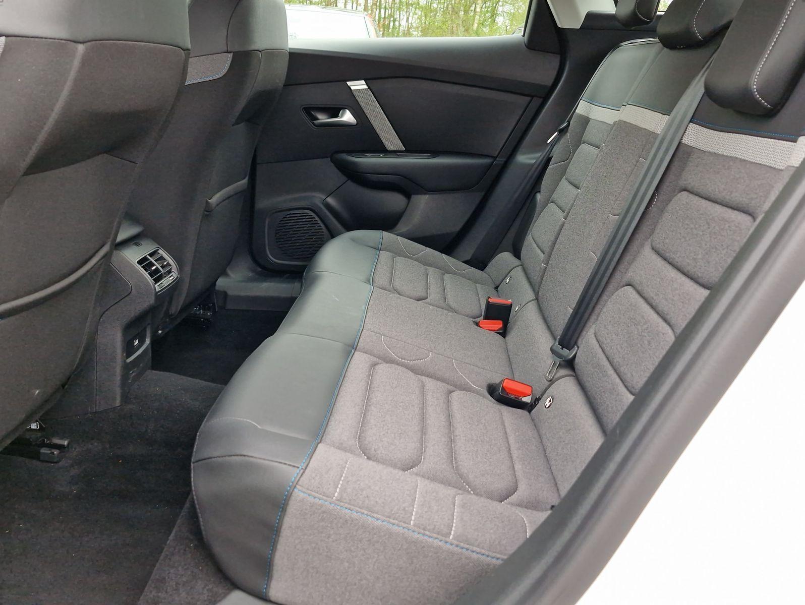 Citroën C4 PureTech 130 Plus AT LED Navi Kamera PDC Keyl