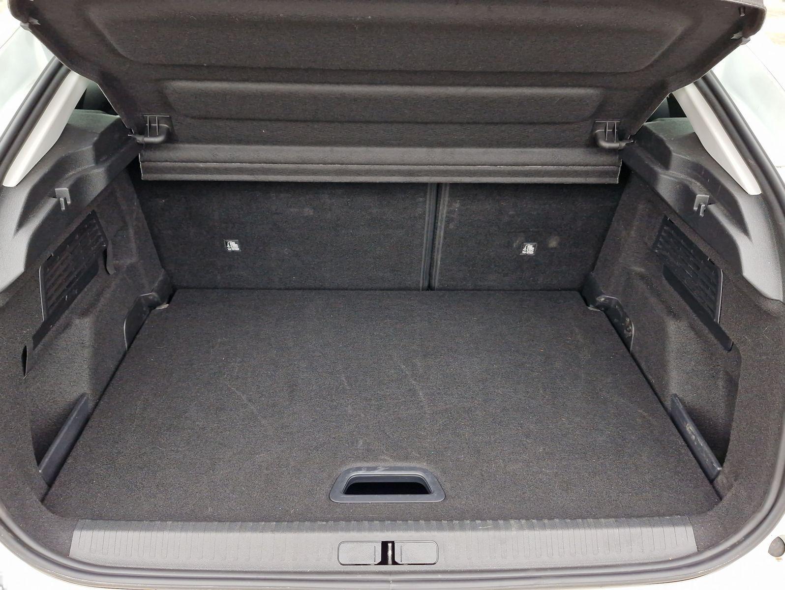 Citroën C4 PureTech 130 Plus AT LED Navi Kamera PDC Keyl