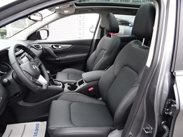 Nissan Qashqai 1.3 T-160 AT S&S KLIMAAUTOM*SHZG*NAVI*P-DACH*AVM