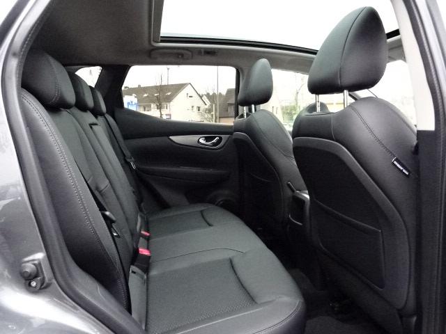 Nissan Qashqai 1.3 T-160 AT S&S KLIMAAUTOM*SHZG*NAVI*P-DACH*AVM