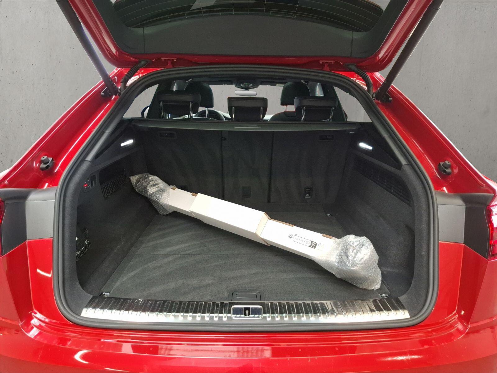 Audi Q8 SUV 55 TFSI quattro 250(340) kW(PS) tiptronic