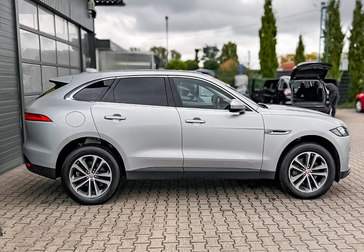 Jaguar F-Pace  Prestige 30d NAVI SHZ PANO MERIDIAN