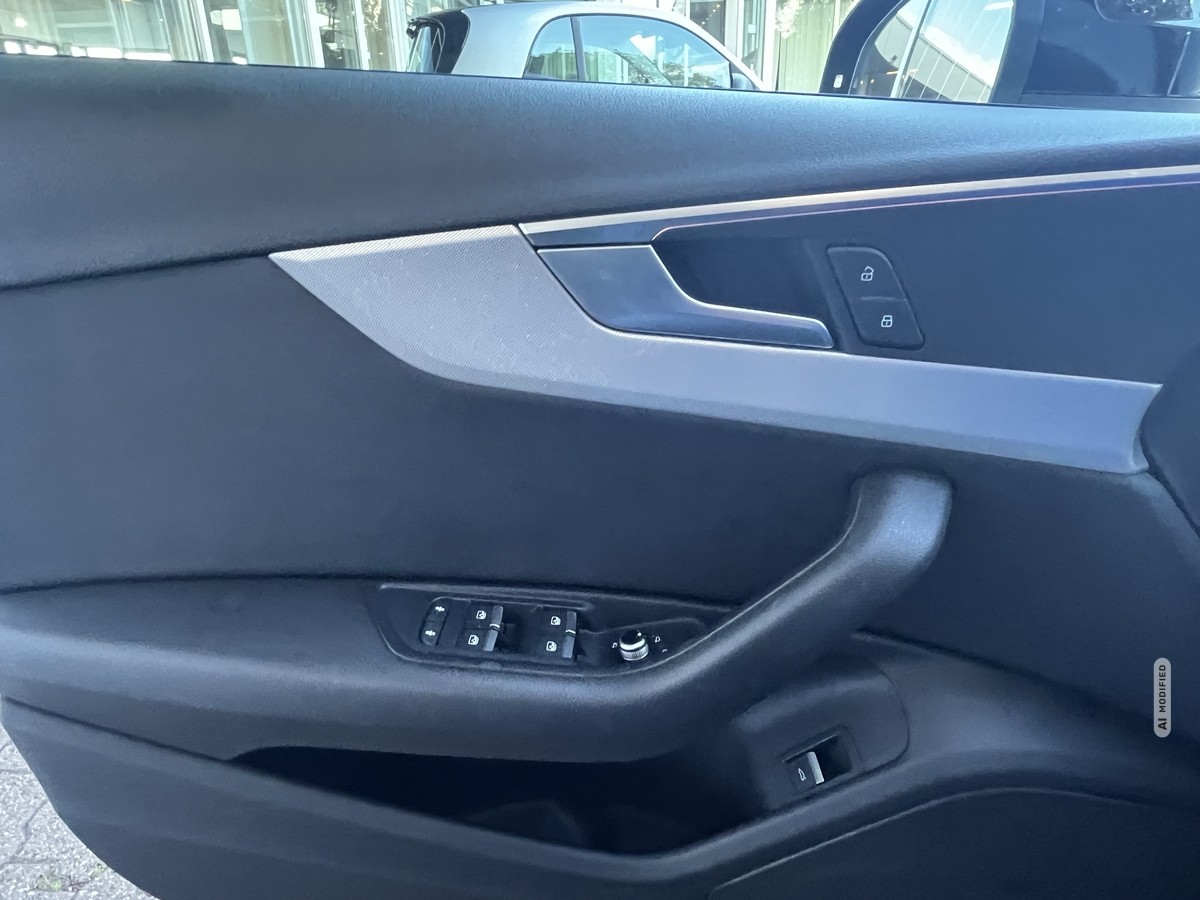 Audi A4 2.0 TDI S-LINE DESIGN*PANORAMA*LEDER*CAM*SOUND SYS