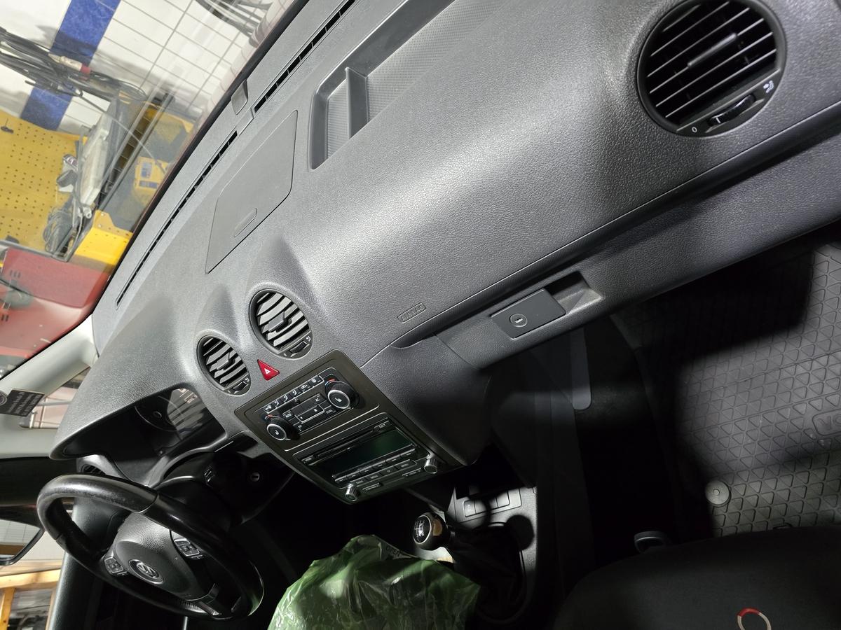 Volkswagen Caddy 2.0 TDI Roncalli #AHK#Conti WReifen Neu #SHZ #TÜV NEU 