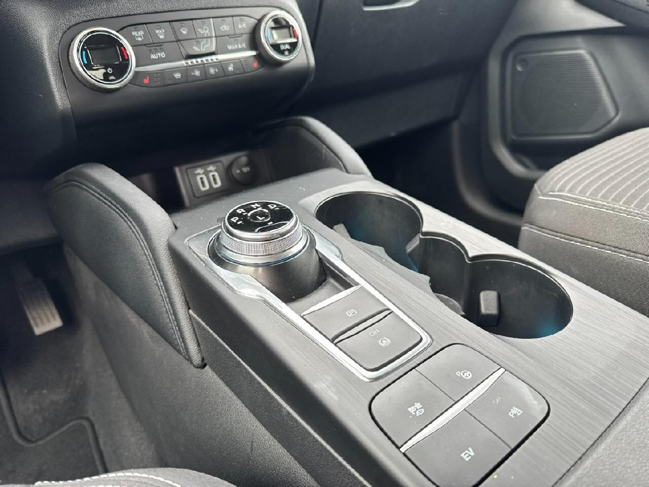 Ford Kuga Plug-In Hybrid Titanium *AHK-LED-SHZ*