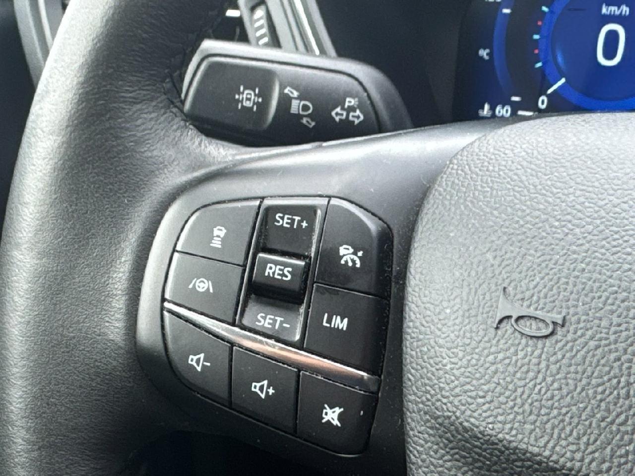 Ford Kuga Plug-In Hybrid Titanium *AHK-LED-SHZ*