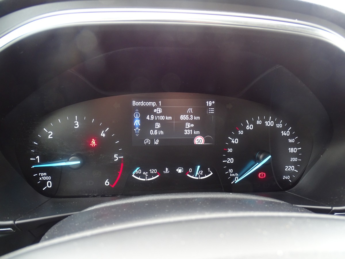 Ford Focus 1.5 EcoBlue Turnier Titanium 