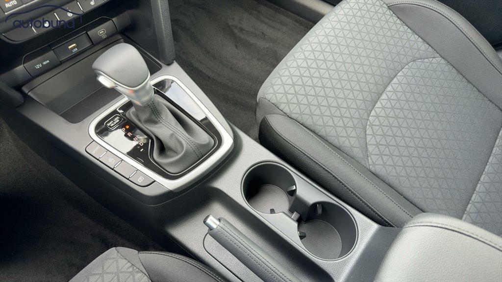 Kia cee'd / Ceed III 1.5 T-GDi DCT Best Alarm DAB Klima NAV Kamera