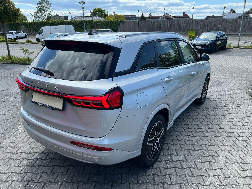 DFSK Fengon E5 PHEV*1,5l AT* Sitzheiz*PANO*360° CAM