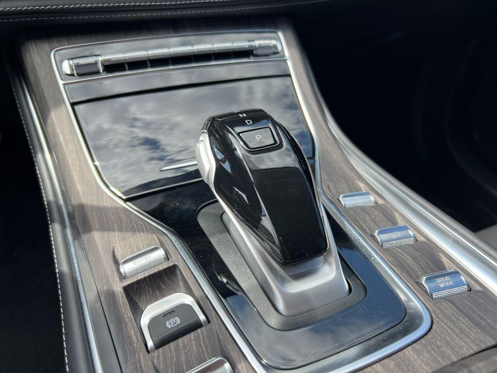 DFSK Fengon E5 PHEV*1,5l AT* Sitzheiz*PANO*360° CAM