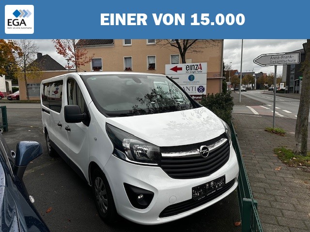 Opel Vivaro 1.6 DCI L2 9 Sitzer Brandschaden *Motor Läuft* 