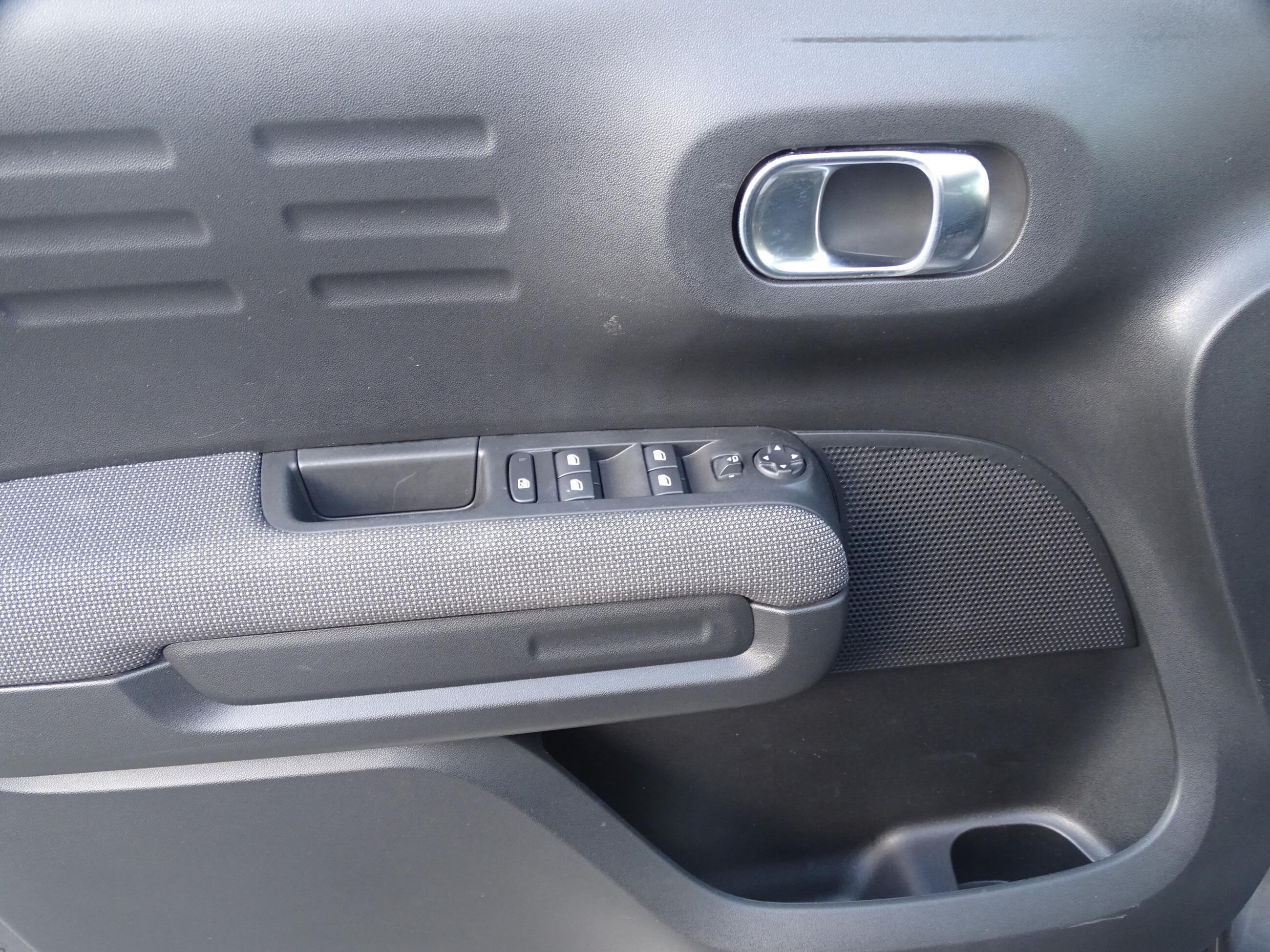 Citroën C3 Aircross 1.2*LED*NAVI*DAB*CARPLAY*TEMP* PDC*