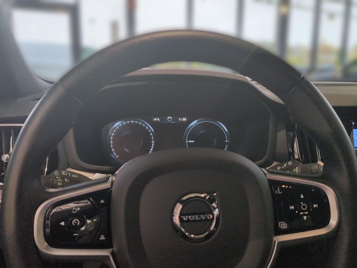 Volvo V60 PHEV T6 AWD R-Design Harman