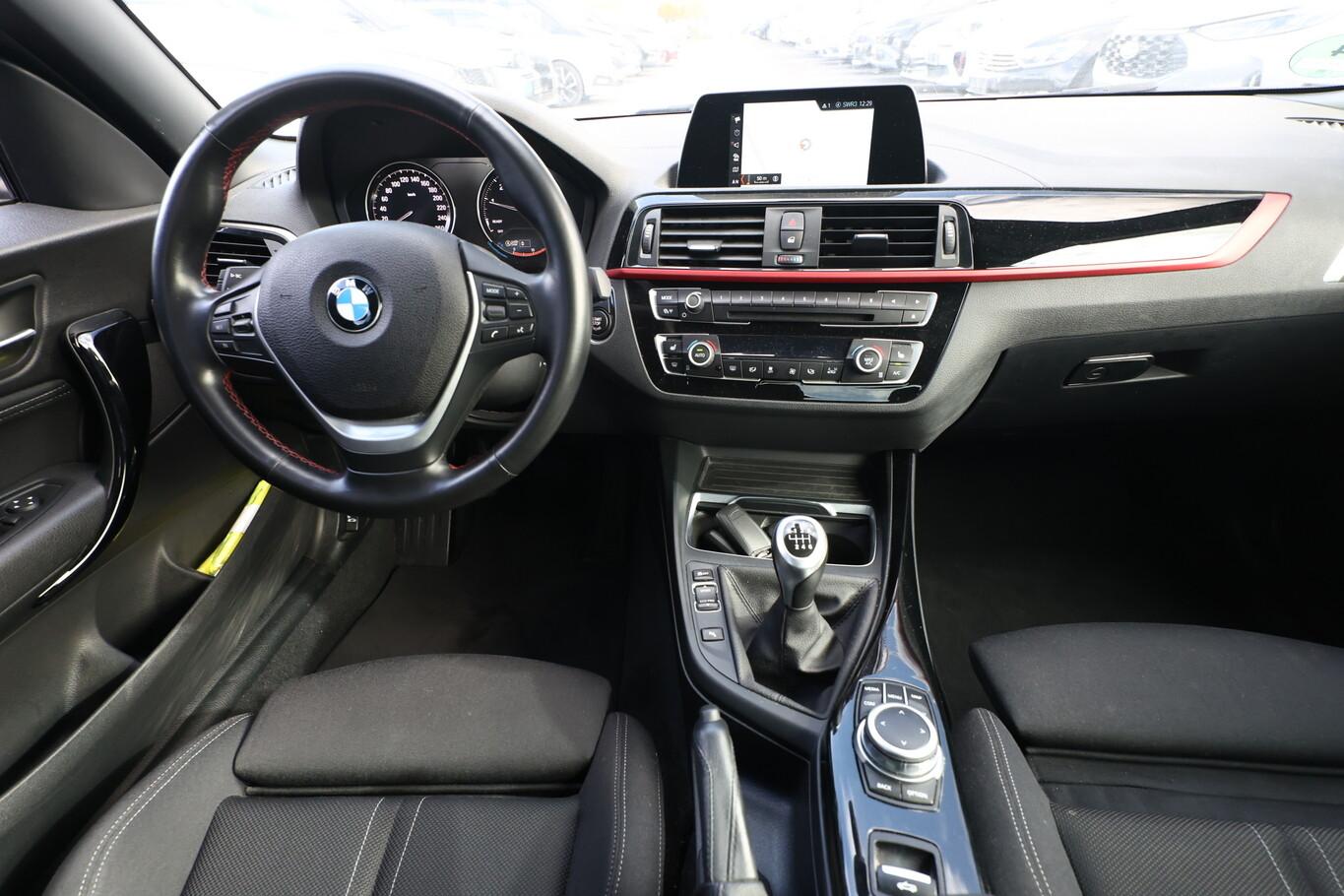 BMW 218 i Cabriolet Sport Line LED Nav SHZ PDC Temp