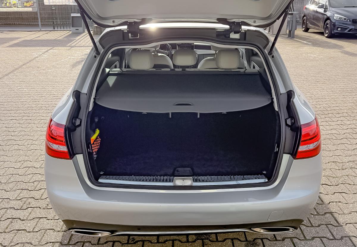 Mercedes-Benz C 250 T Avantgarde LED PDC elek. Heckkl. EURO 6