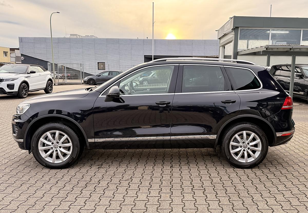 Volkswagen Touareg 3.0 V6 TDI Terrain Tech NAVI SHZ AHK