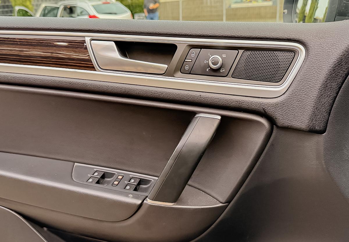 Volkswagen Touareg 3.0 V6 TDI Terrain Tech NAVI SHZ AHK