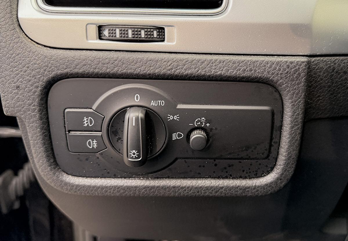 Volkswagen Touareg 3.0 V6 TDI Terrain Tech NAVI SHZ AHK