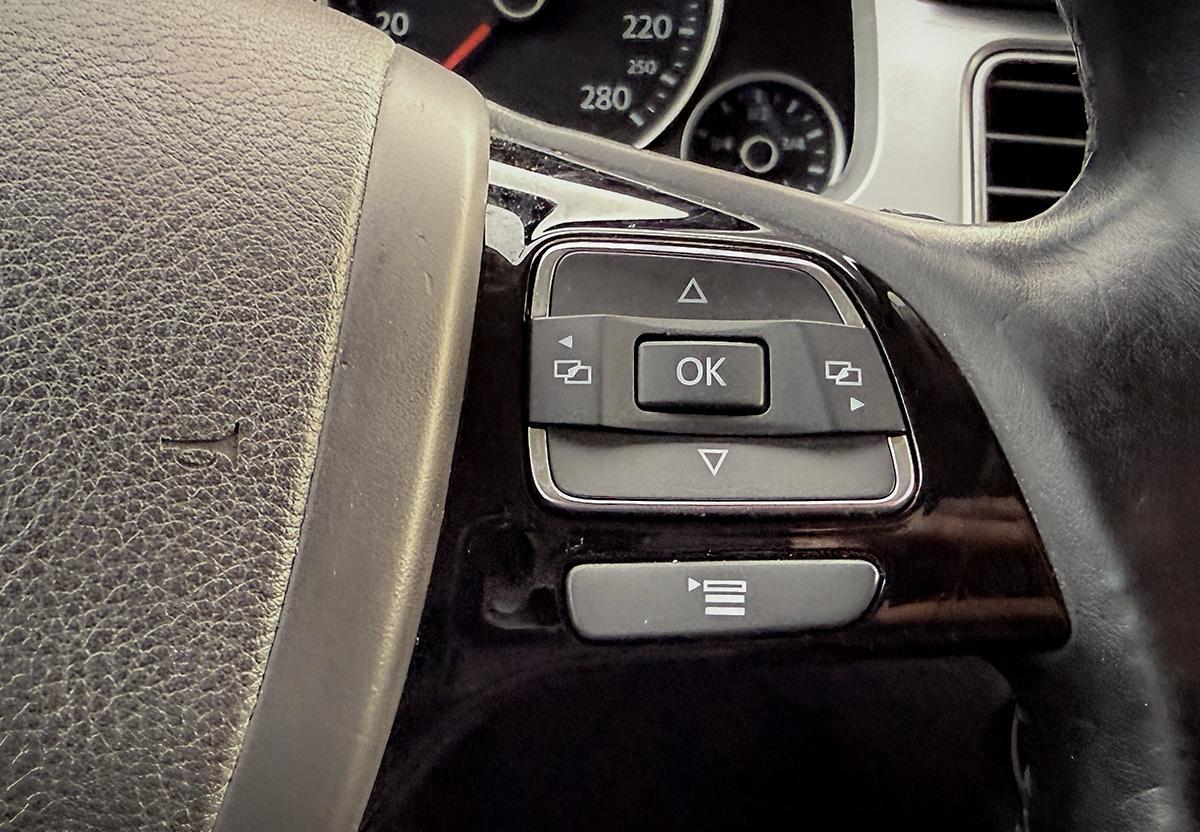 Volkswagen Touareg 3.0 V6 TDI Terrain Tech NAVI SHZ AHK