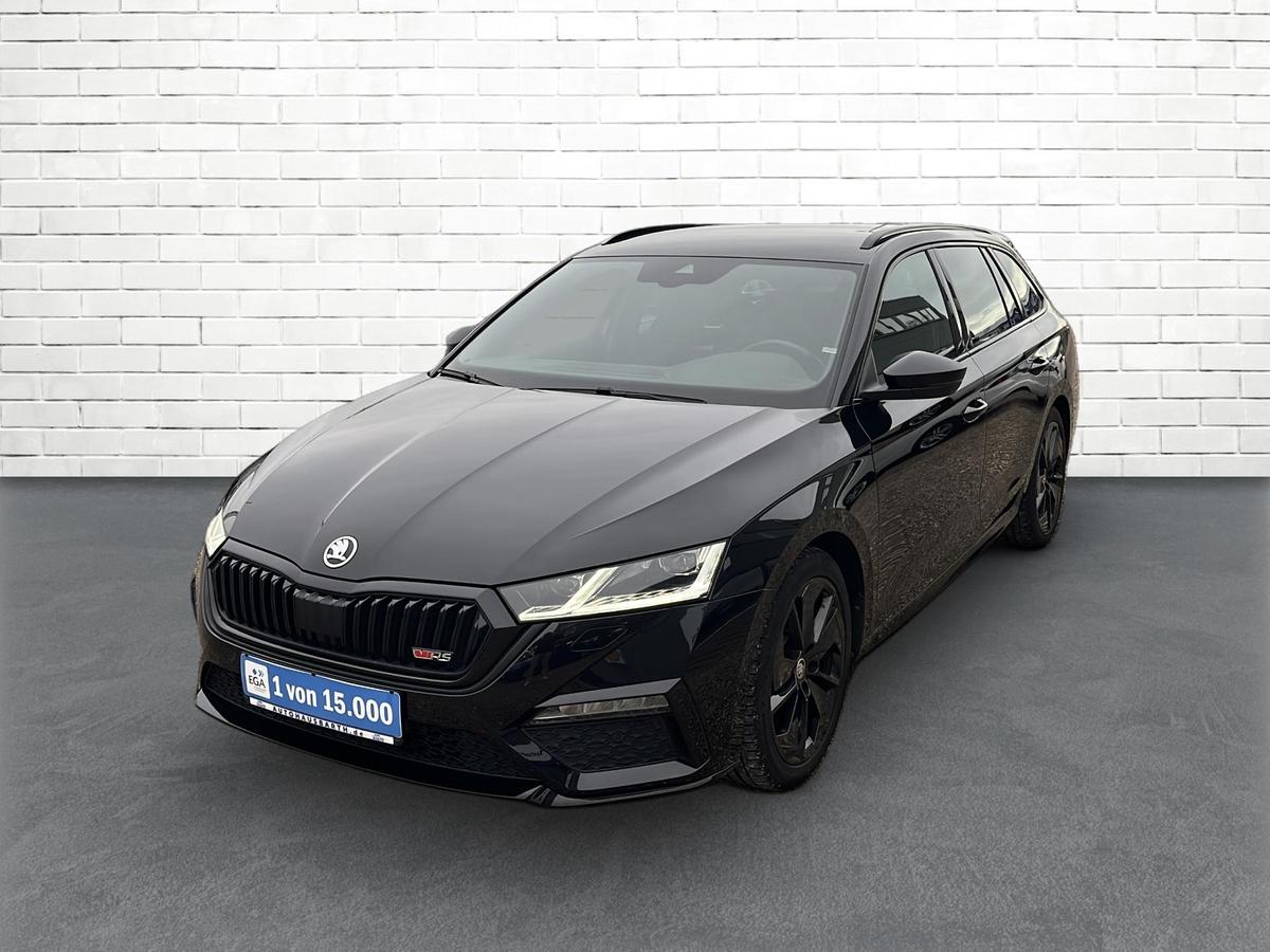Skoda Octavia Combi 2.0 TDI RS *LED*Dig.Display*SHZ* 