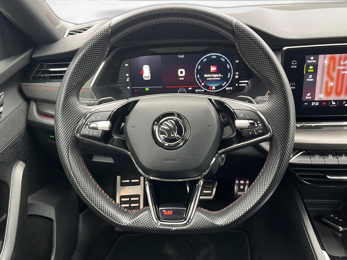 Skoda Octavia Combi 2.0 TDI RS *LED*Dig.Display*SHZ* 