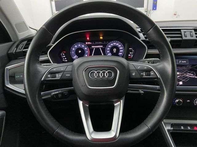 Audi Q3 Q3 35 TFSI S tron S line AHK#LR-Hzg#ACC#Alcantar