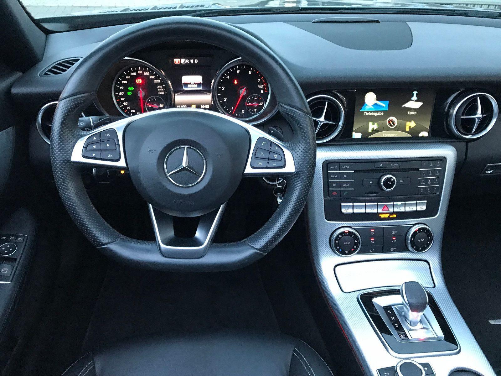 Mercedes-Benz SLC 200 ,Leder,Panor,Navi,LED,1Hd,Scheckheft!