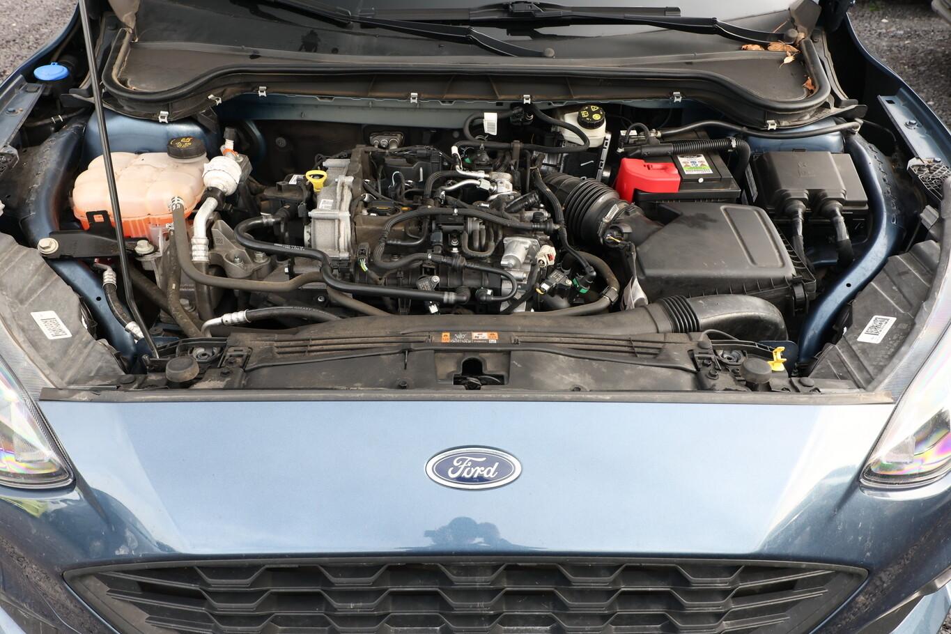 Ford Focus 1.0 EB 155 ST-Line LED AHK ACC SHZ PDC Kam