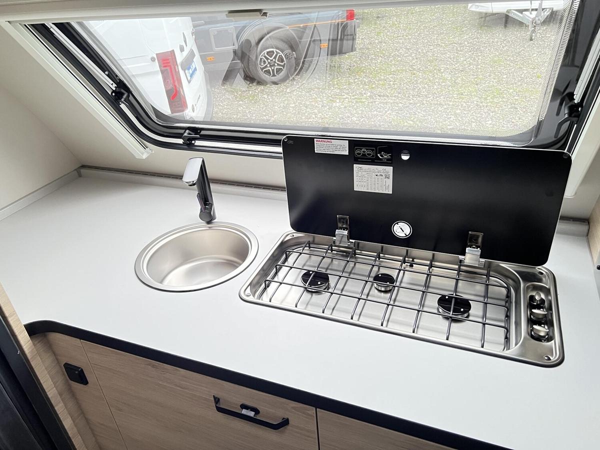 Weinsberg CaraOne 390 PUH Pano+1500kg+Therme+Dusche