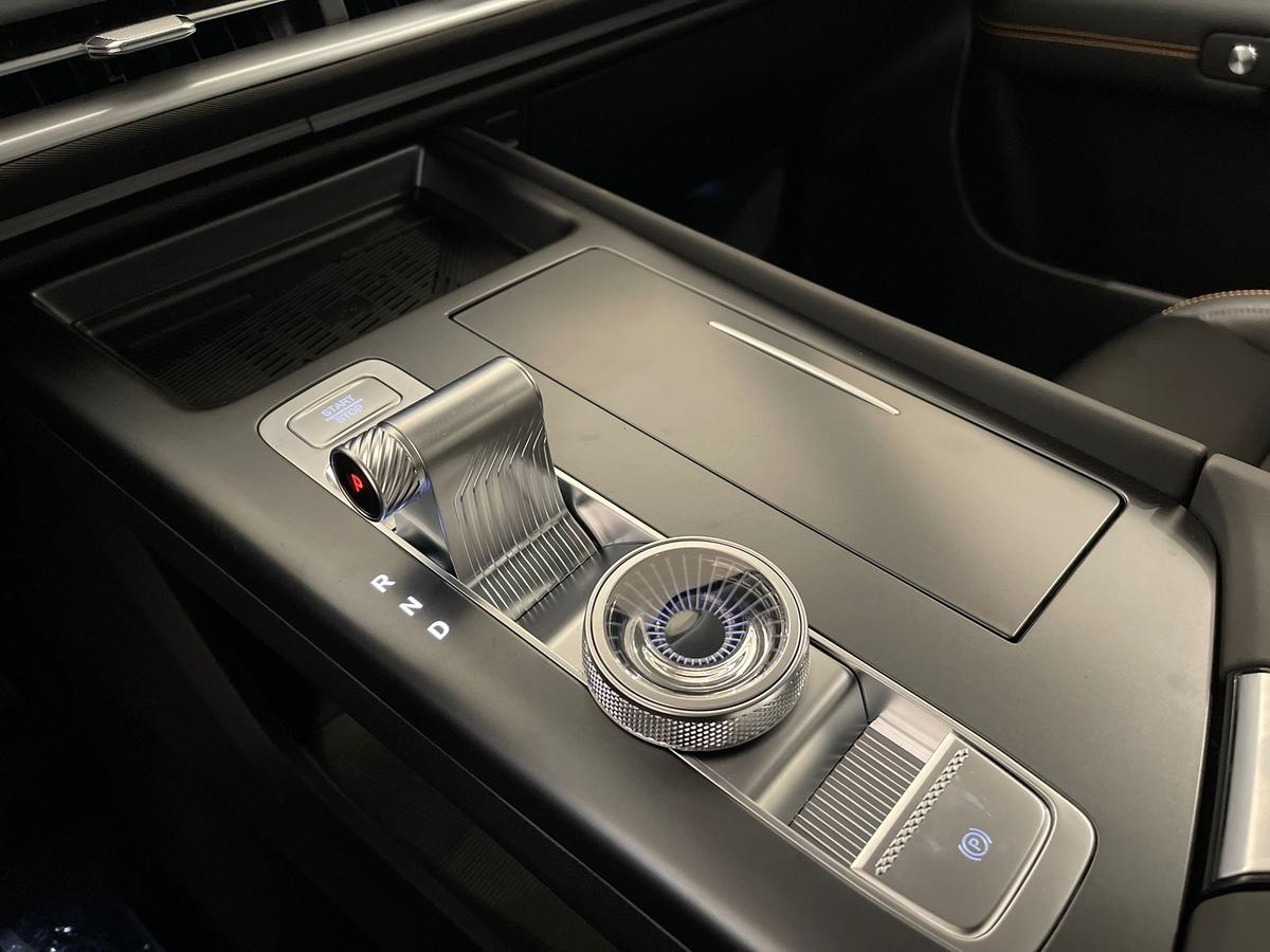 BAIC BJ30 4WD HEV Pano Leder LED sofort