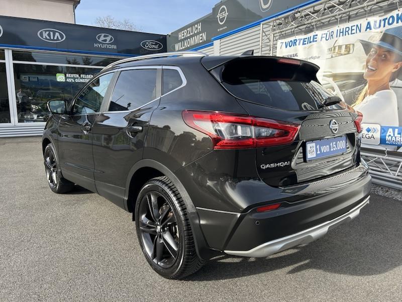 Nissan Qashqai 1,3 DIG-T DCT  N-MOTION LIMITED*NAVI*LED*SOUND*AHK