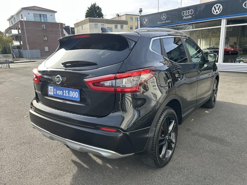 Nissan Qashqai 1,3 DIG-T DCT  N-MOTION LIMITED*NAVI*LED*SOUND*AHK
