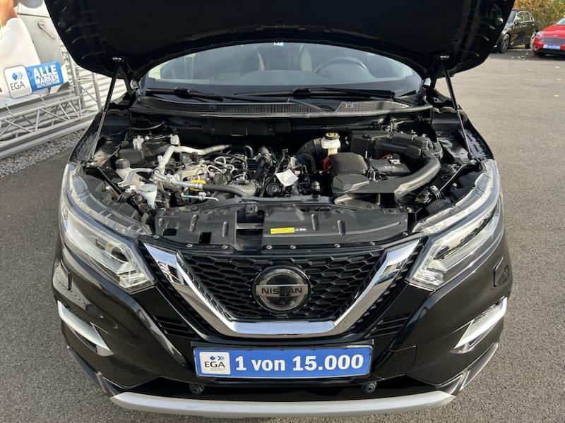 Nissan Qashqai 1,3 DIG-T DCT  N-MOTION LIMITED*NAVI*LED*SOUND*AHK