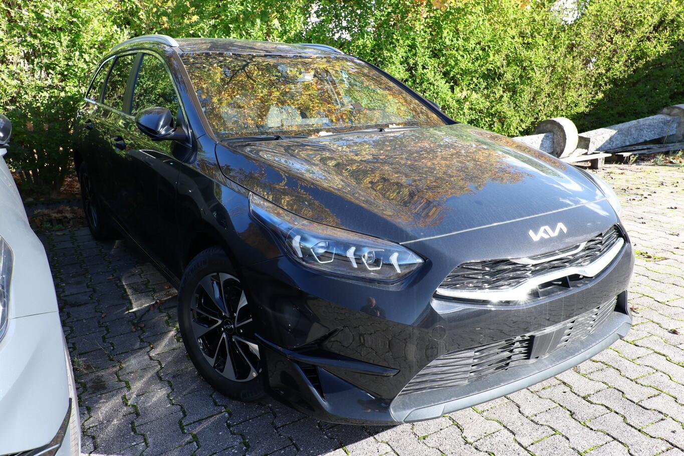 Kia cee'd / Ceed Ceed SW MHEV DCT ACC LED+ JBL eHK Keyl PrivG Nav