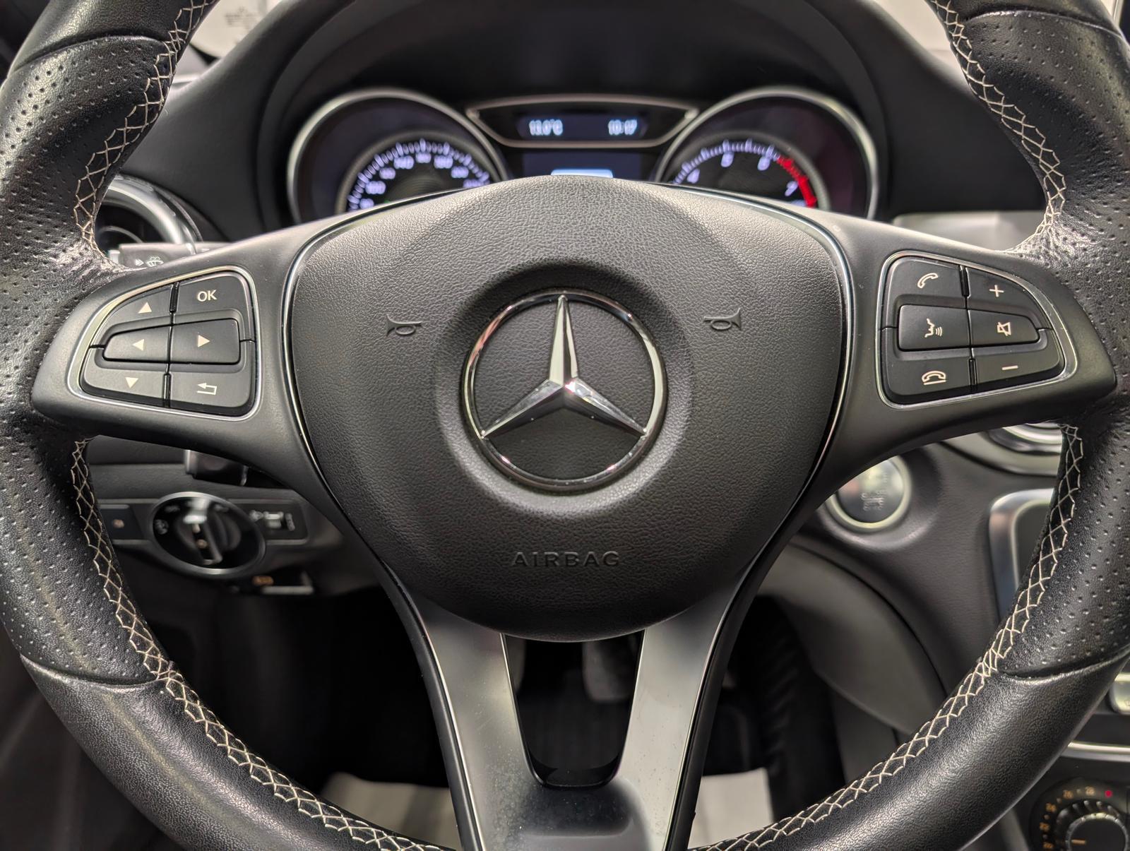 Mercedes-Benz GLA 180 Navi/Pano/Kam/SHZ/el.Heck/Tempomat