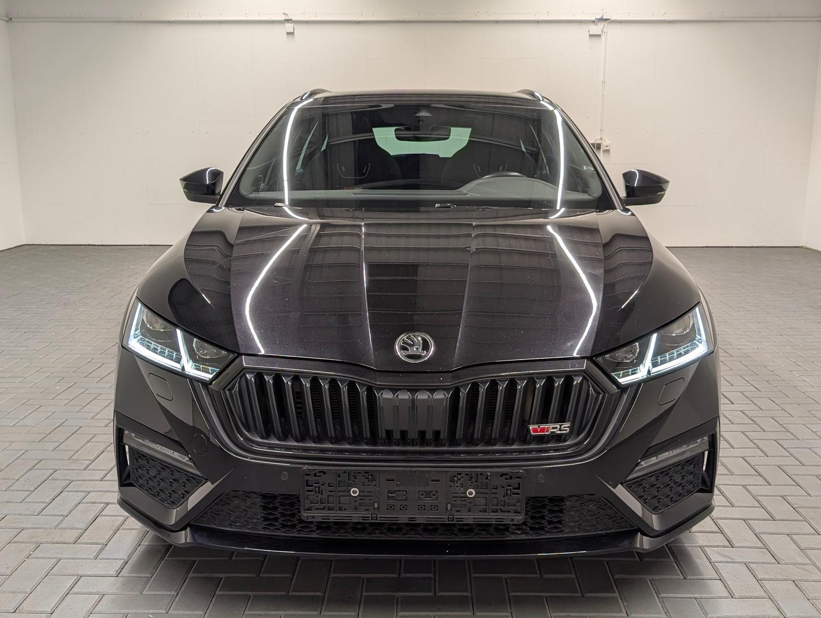 Skoda Octavia Combi RS Matrix/Navi/SHZ/Pano/ACC/Kamera