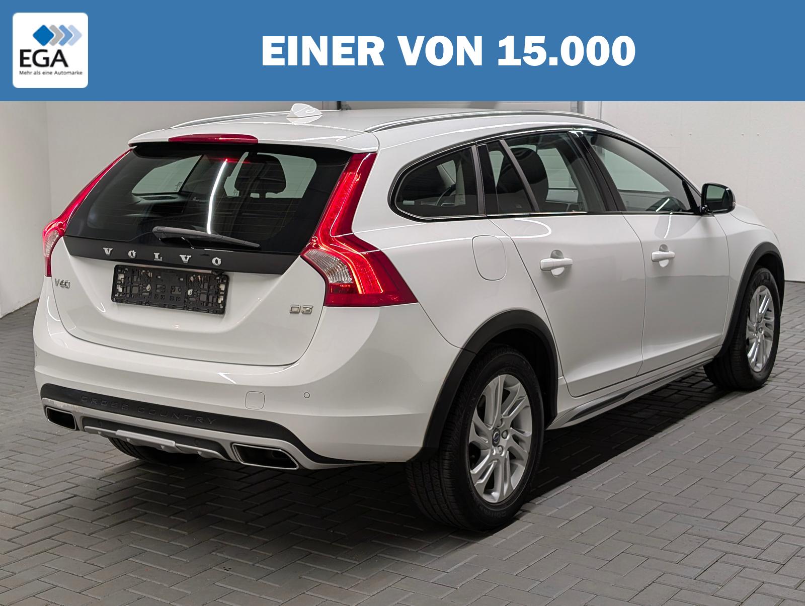Volvo V60 Cross Country Bi-Xenon/Navi/SHZ/Kam/Tempom.