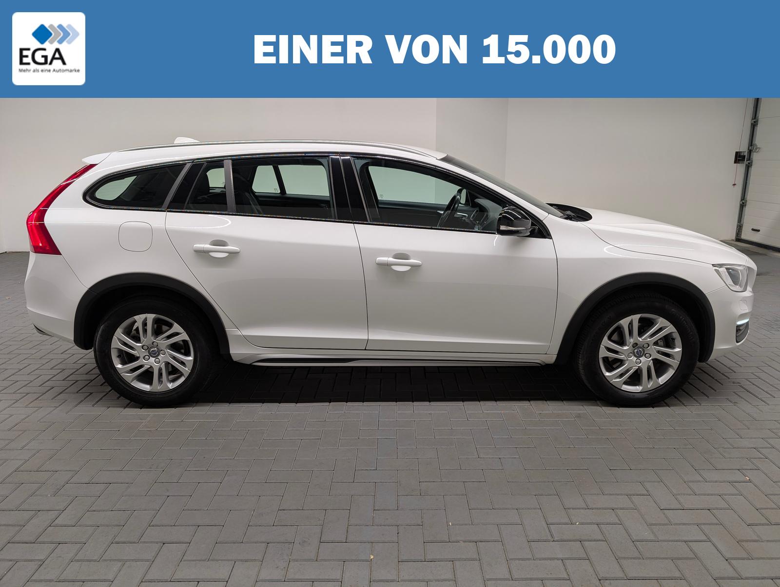 Volvo V60 Cross Country Bi-Xenon/Navi/SHZ/Kam/Tempom.
