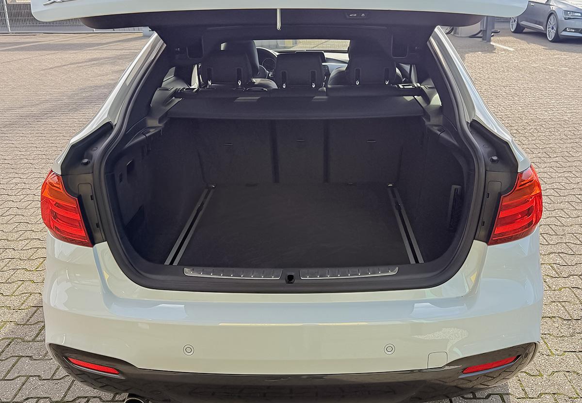 BMW 320 Gran Turismo  320d xDrive NAVI PANO SHZ 