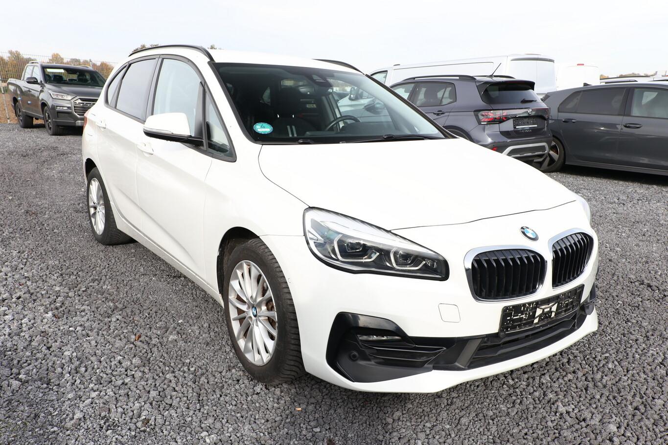 BMW 218 i Active Tourer Steptronic Sport Line Nav AHK