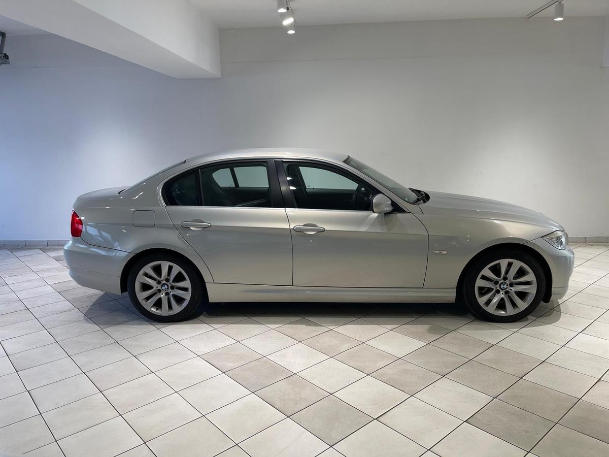BMW 320 d xDrive Automatik SHZ PDC Leder AHK