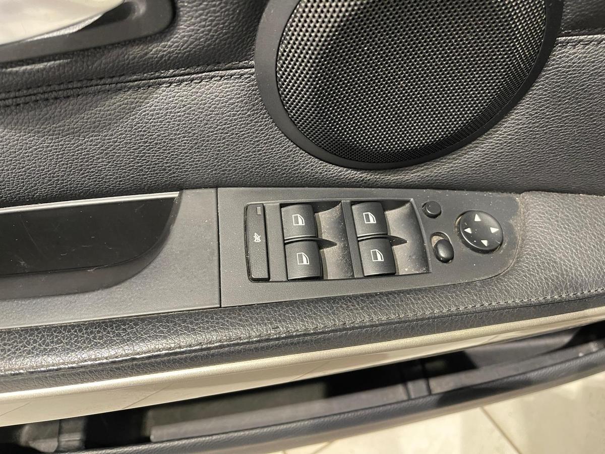 BMW 320 d xDrive Automatik SHZ PDC Leder AHK