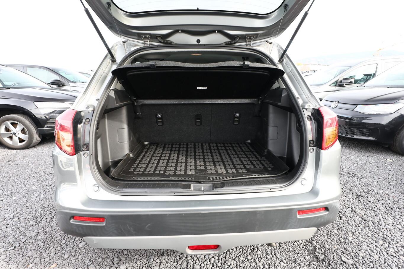 Suzuki Vitara 1.6 120 Aut. Comfort Kam SHZ Temp LM17Z