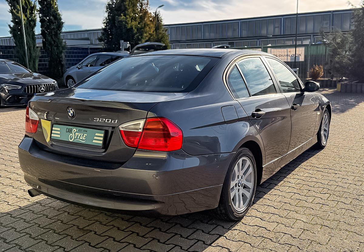 BMW 320 d E90 LIMO PDC KLIMA