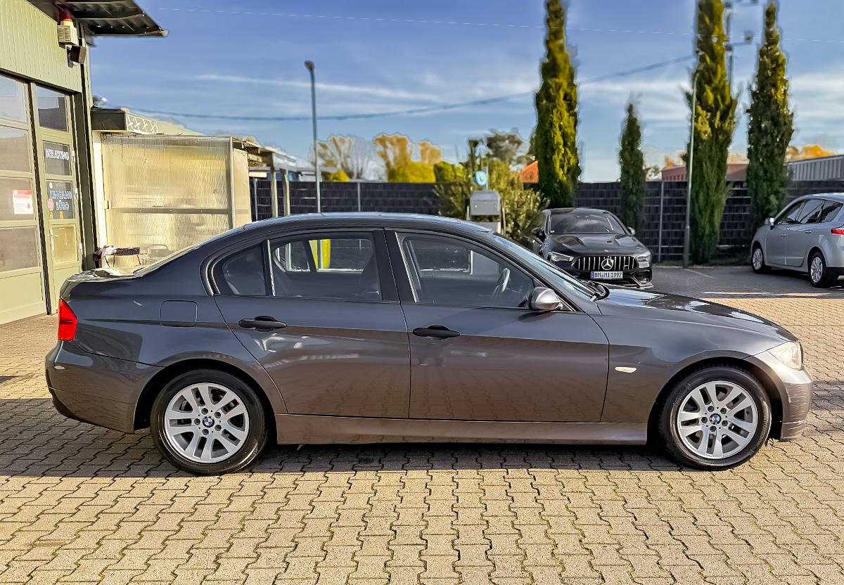 BMW 320 d E90 LIMO PDC KLIMA