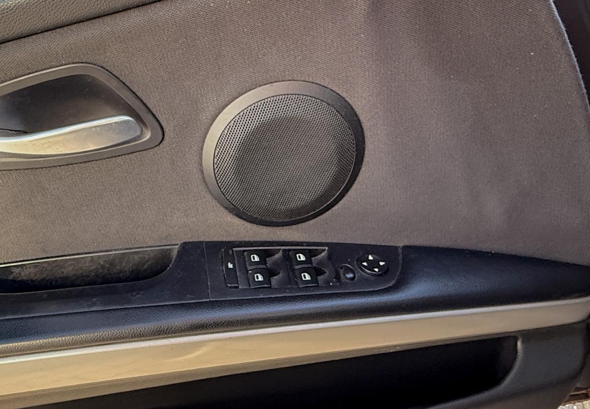 BMW 320 d E90 LIMO PDC KLIMA