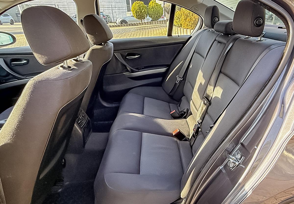 BMW 320 d E90 LIMO PDC KLIMA